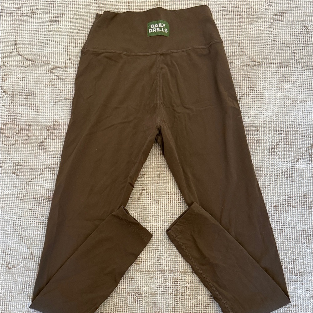 Daily Drills
GO! DRILLS Yoga Pants
Chocolate 
Small